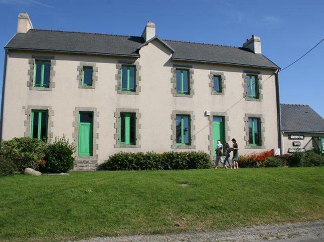 la maisons des minéraux, parc naturel régional d'armorique  - Camping Finistère - Camping Ker Vella Plomodiern