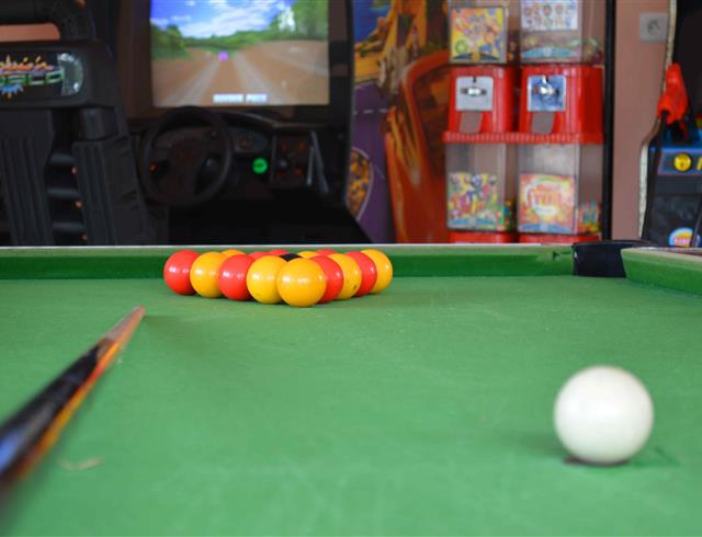 Billard Camping Kervella Plomodiern