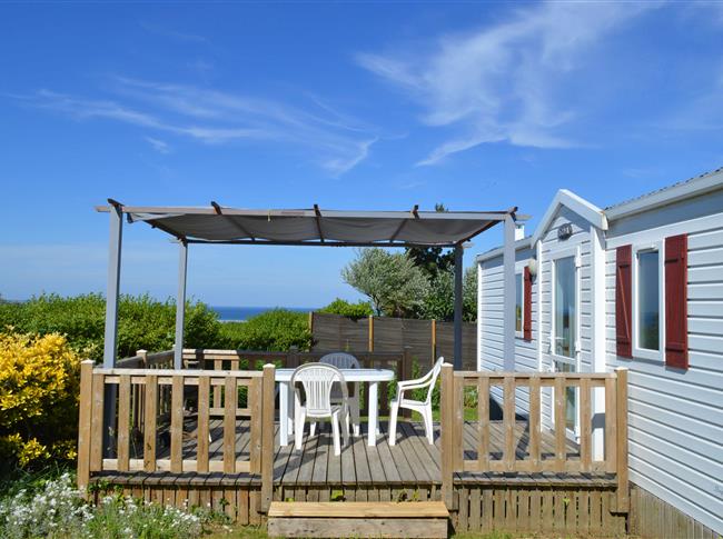 Extérieur - Mobil-home - 4/5 personnes - vue mer  - Camping Finistère - Camping Ker Vella Plomodiern