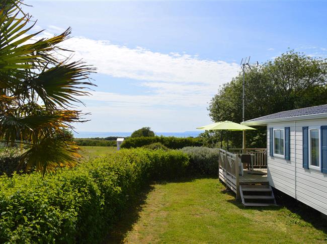 Mobil home - vue mer  - Camping Finistère - Camping Ker Vella Plomodiern