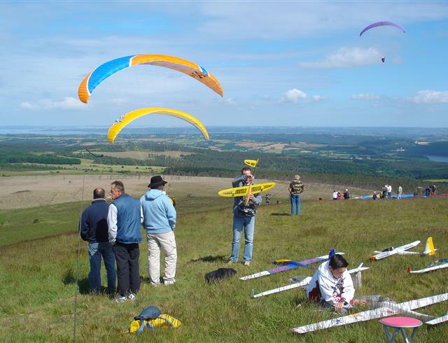 aéromodélisme à Plomodiern 