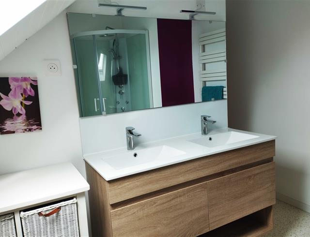 salle de bain - Gite Plomodiern - 9 personnes 
