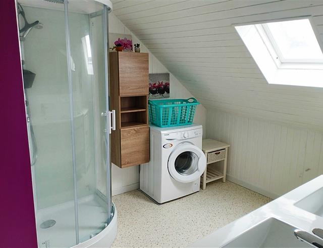 salle de bain - Gite Plomodiern - 9 personnes 