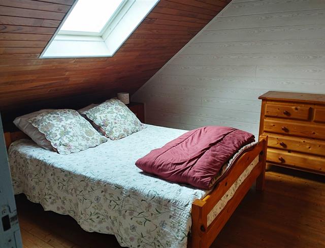 chambre lit 140 - Gite Plomodiern - 9 personnes 